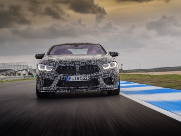 BMW M8 &ndash; Na finiszu